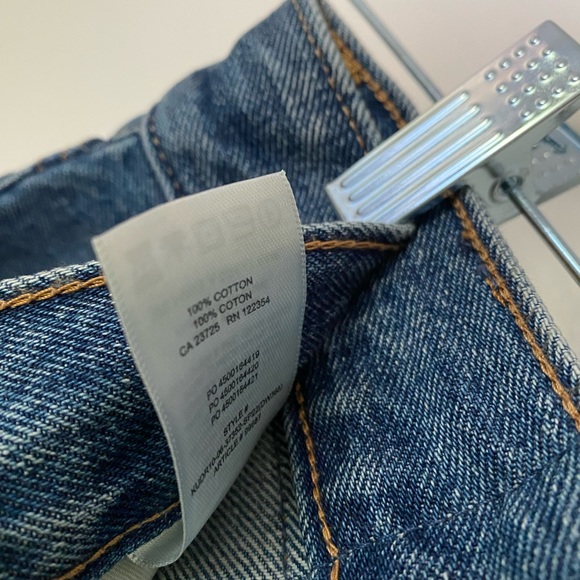 Aritzia THE PIN-UP SUPER HIGH RISE STRAIGHT 24L - Picture 10 of 12